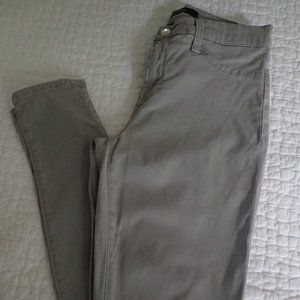 J Brand Luxe Sateen Super Skinny Limestone Light Gray Size 29